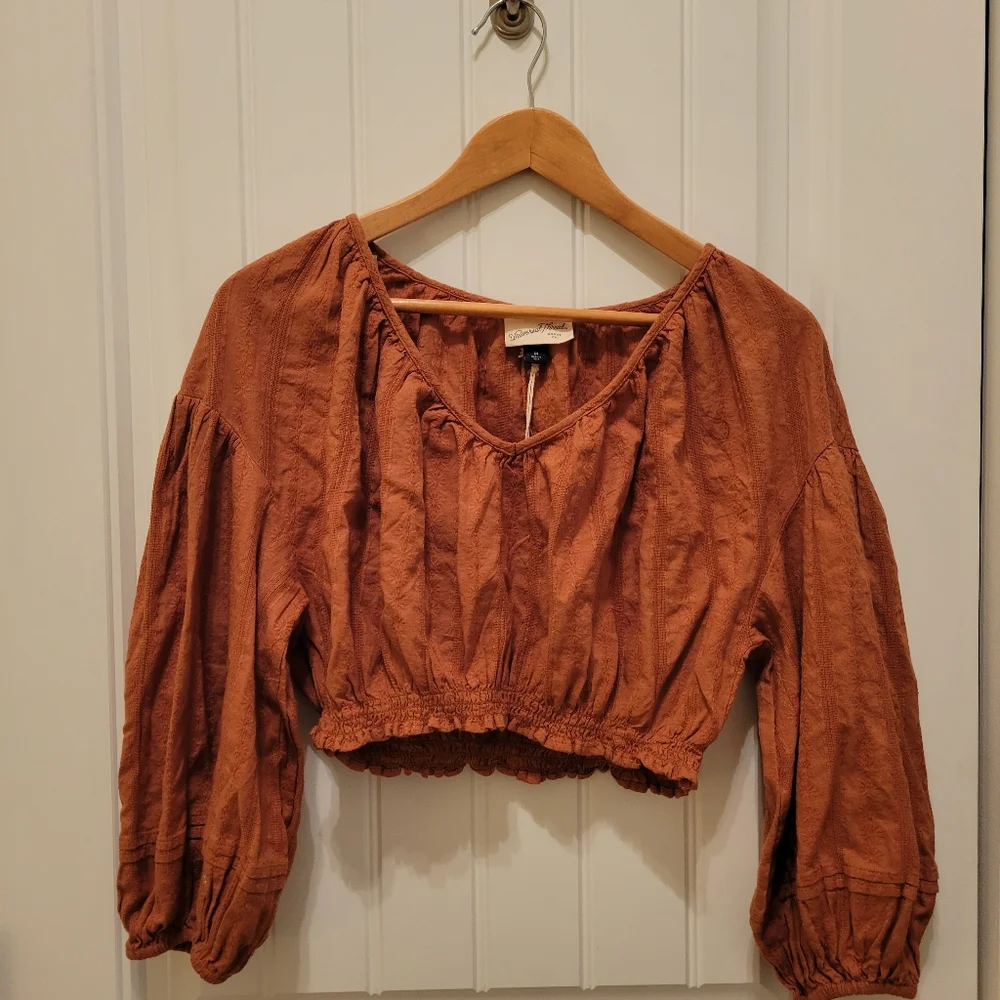 Universal Thread Crop - Picture 2 of 6